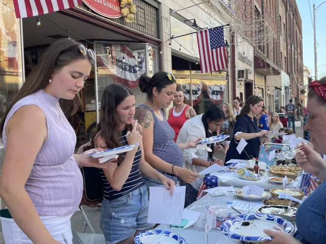 Fall festival closes First Fridays
